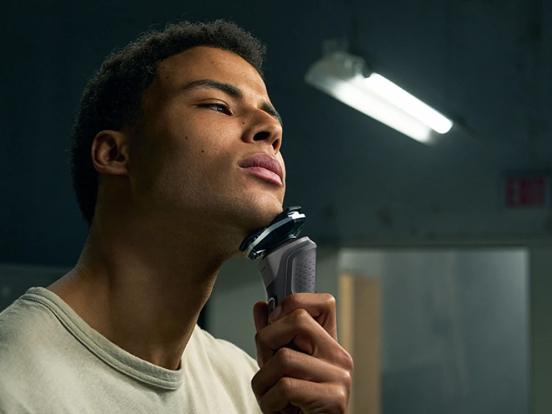 technologia-SkinIQ-holiaci-strojcek-Philips_