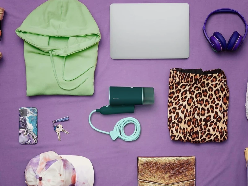 odnimatelna-nadrzka-na-vodu-rucny-naparovac-Philips_