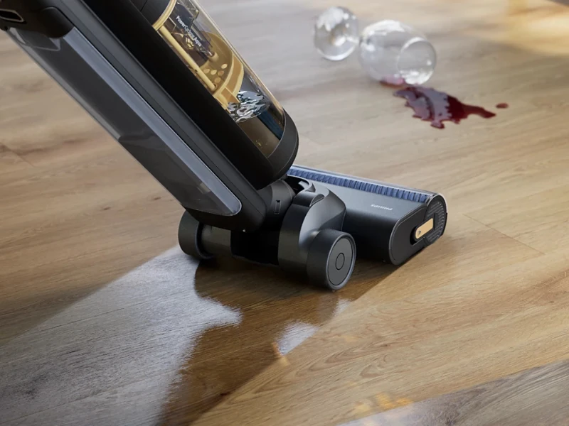 PowerCyclone-Aqua-tycovy-vysavac-Philips_