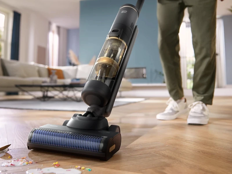 multifunkcny-pomocnik-tycovy-vysavac-Philips_