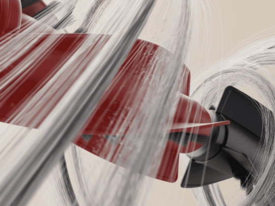 Kefa DuoDivide® vysávača Roborock Qrevo 5AE zabraňuje namotávaniu vlasov a chlpov.