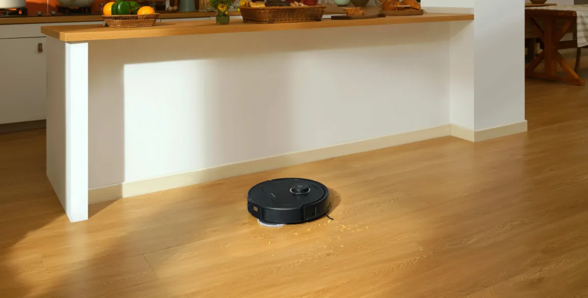 Robotický vysávač Roborock Qrevo Pro Black disponuje vysokým sacím výkonom až 7 000 Pa HyperForce®.