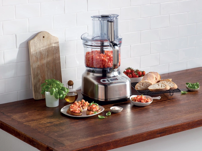 Sage_SFP838BSS v kuchyni