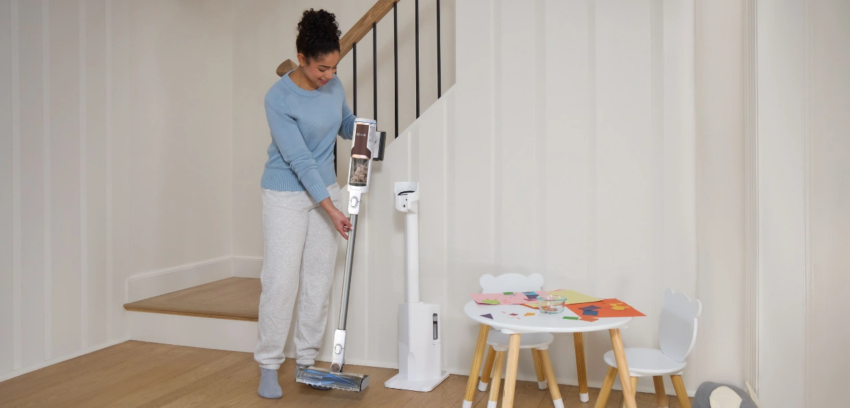 Bezdrôtový vysávač Shark BU3521EU Cordless Pro je presne to čo potrebujete pre dokonale čistú domácnosť.