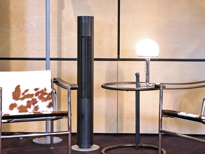 Stadlerform_Peter_black_ventilator