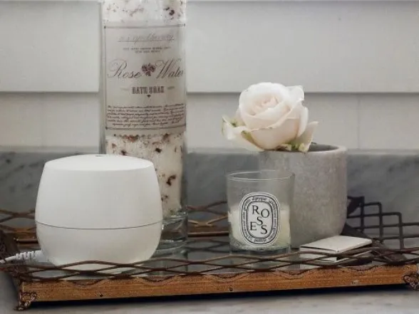 Difuzér Stadlerform Mia Gold vám poskytne až 10 hodín intenzívnej vône.