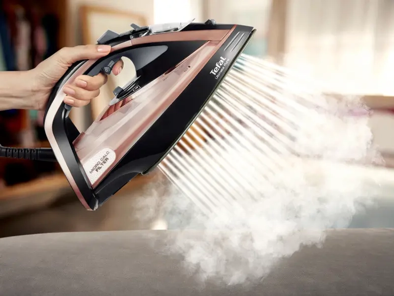 Tefal_FV9845E0 parný ráz