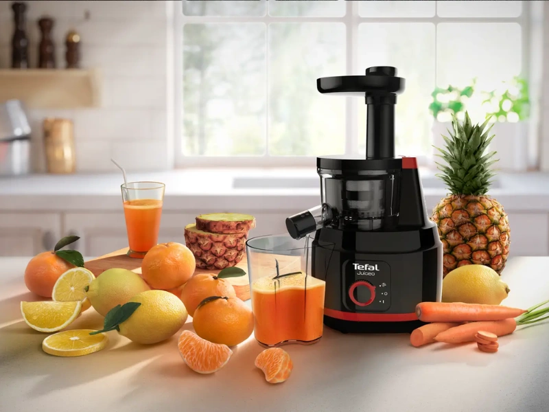 Vďaka tichému chodu nebudete s odšťavovačom Tefal Juiceo ZC150838 nikoho rušiť.