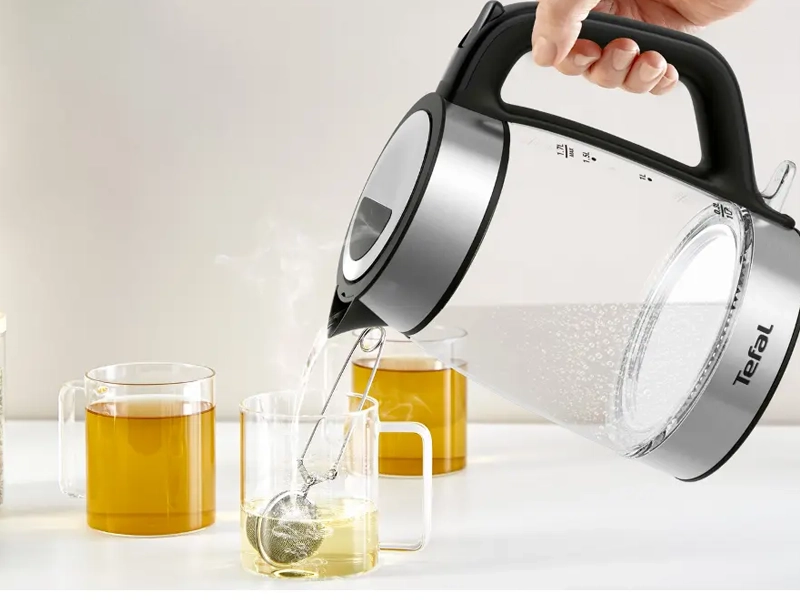 Tefal_KI605830_nalievanie
