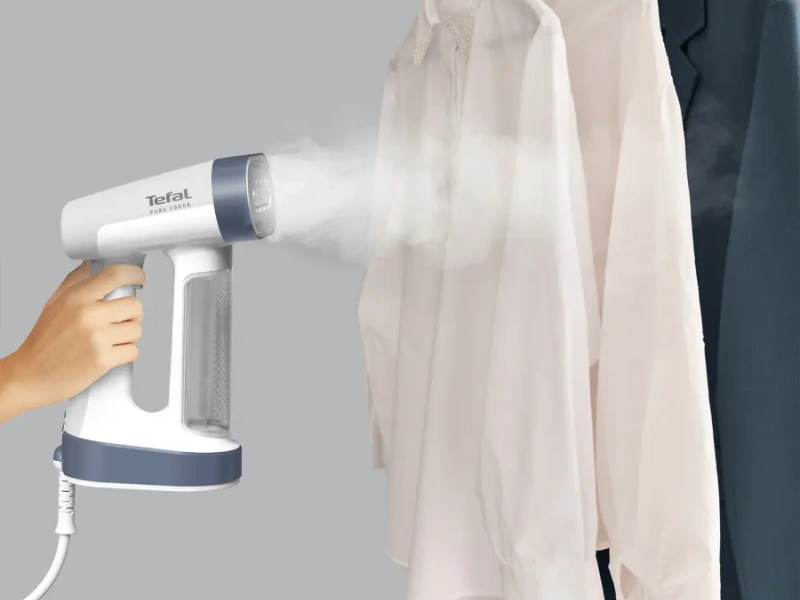 Naparovač Tefal DT8722E0 ničí až 99,9 % baktérií a vírusov.