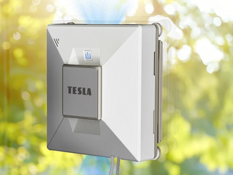 Tesla_RoboStar_W800_WiFi_vysavac_na_okna