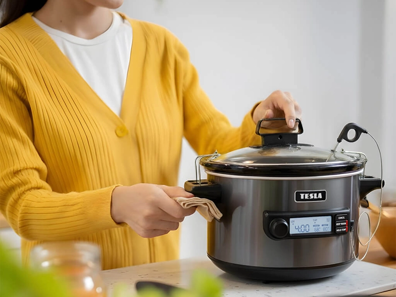 Tesla_SlowCook_S900_Plus_hrniec