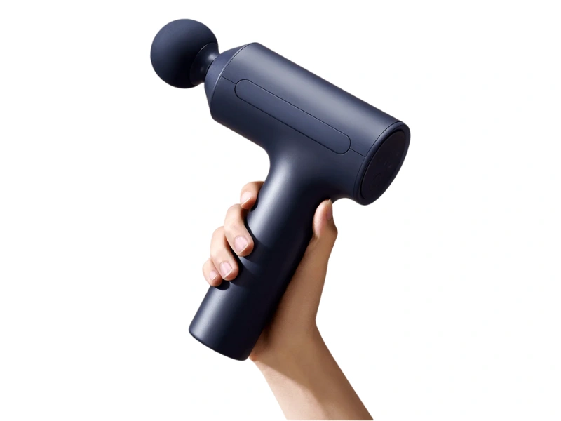 Pištoľ Xiaomi Massage Gun 2 je navrhnutá tak, aby vám sadla perfektne do rúk.