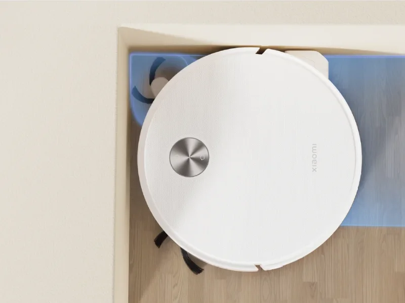 Vysávač Xiaomi Robot Vacuum 6 vďaka duálnemu vysúvaniu uprace aj v rohoch či popri stene.