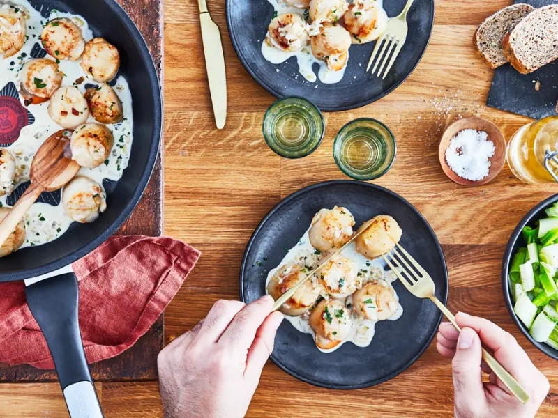 Panvica Tefal Unlimited G2550472 s priemerom 24 cm sa hod&iacute; na jednoduch&uacute; pr&iacute;pravu r&ocirc;znych jed&aacute;l.