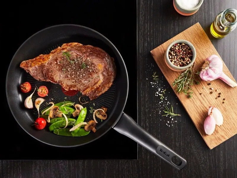 Technológia Thermo-Fusion™+ na panvici Tefal Ultimate G2683372 zaistí rýchly a rovnomerný ohrev.