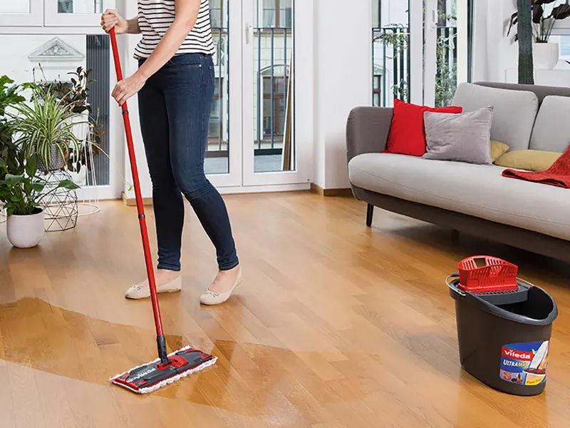 Rukoväť, ktorá šetrí váš chrbát Vileda Ultramax Complete set box