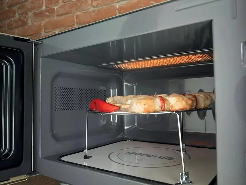 Mikrovlnná rúra Gorenje s grilom