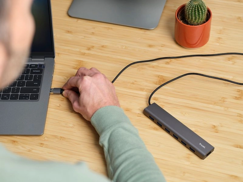 Trust_HALYX_7 pripojenie