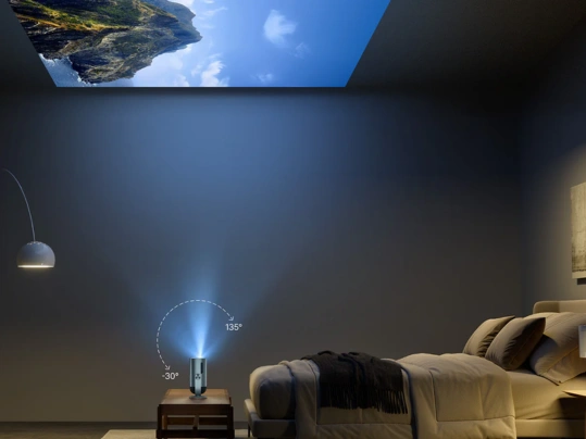 Projektor Dangbei Freedo disponuje flexibilným stojanom.