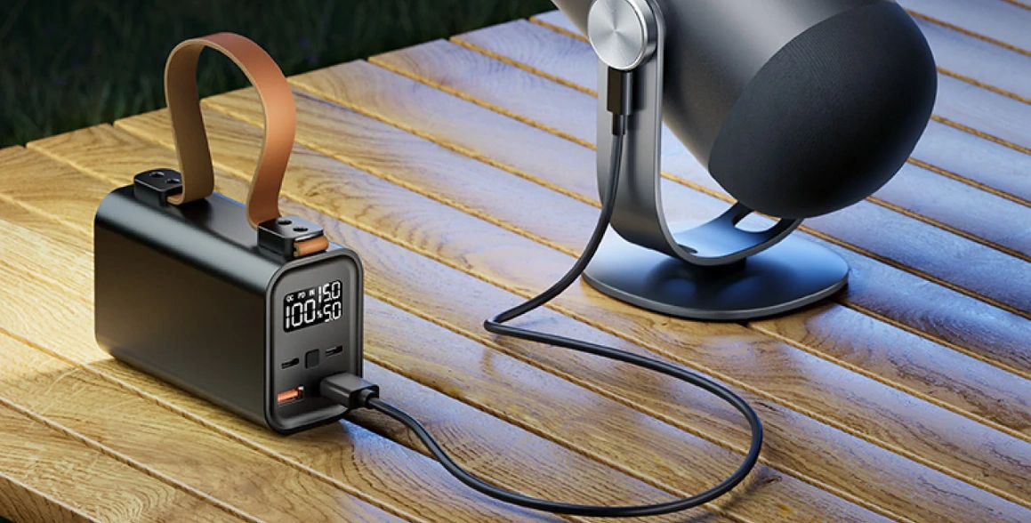 Projektor Dangbei Freedo môžete nabíjať aj pomocou powerbanky.