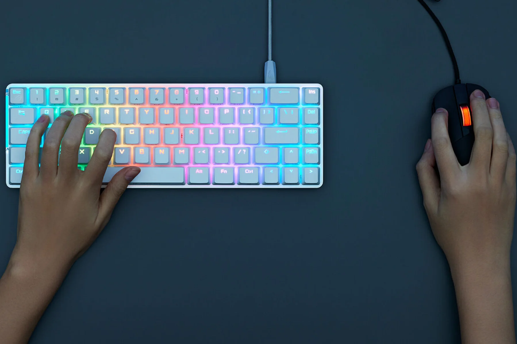 Herná klávesnica ASUS ROG FALCHION ACE Moonlight White 65 percent velkosti standardnej klavesnice