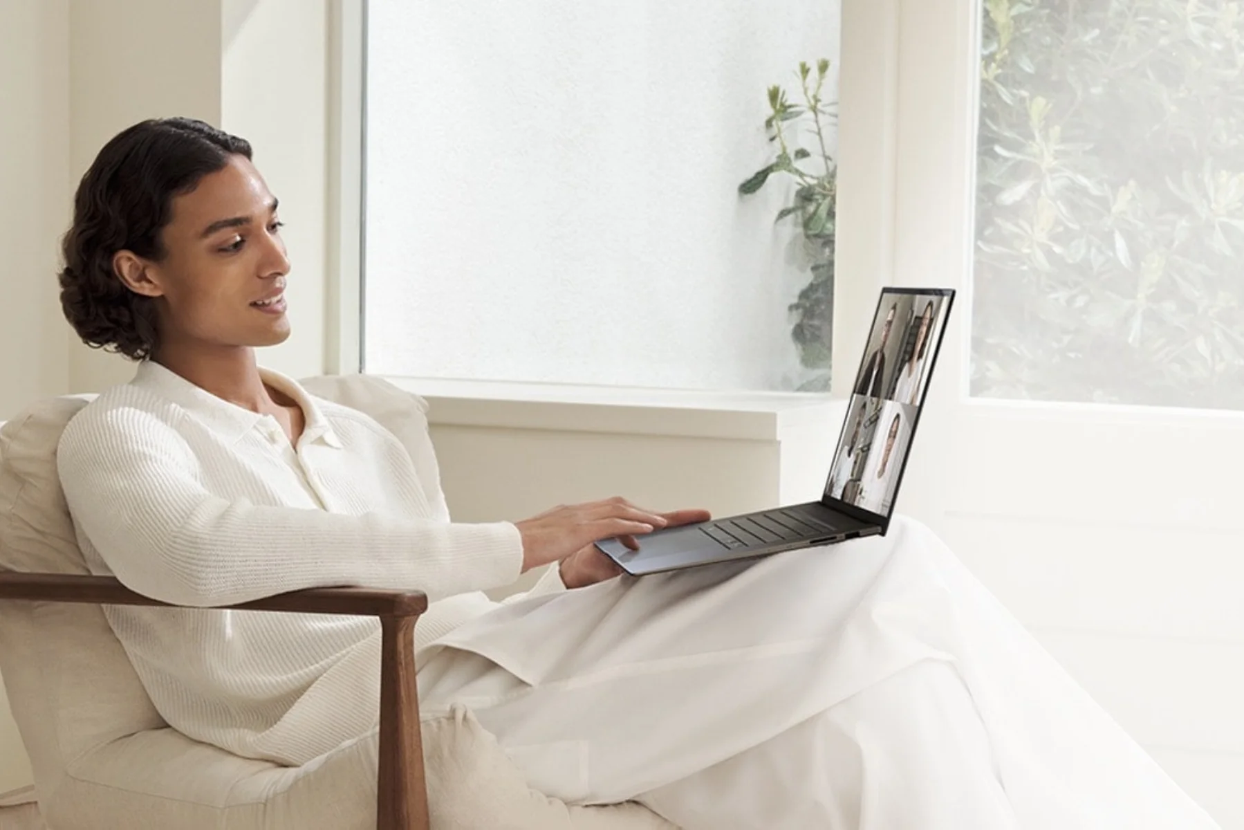 Notebook ASUS ZenBook S 16 OLED AI umela inteligencia