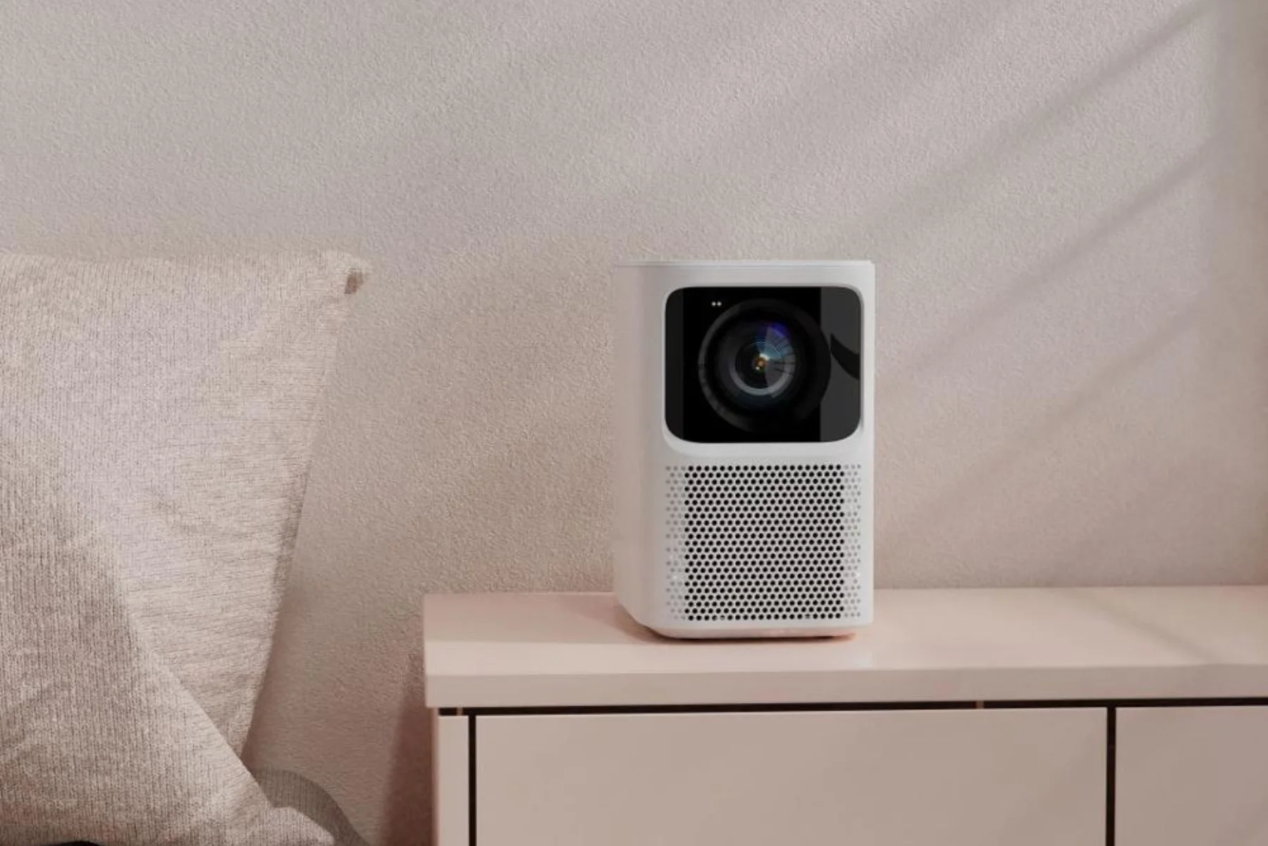 Domáci projektor Dangbei Emotn N1 White 1080p full hd kvalita