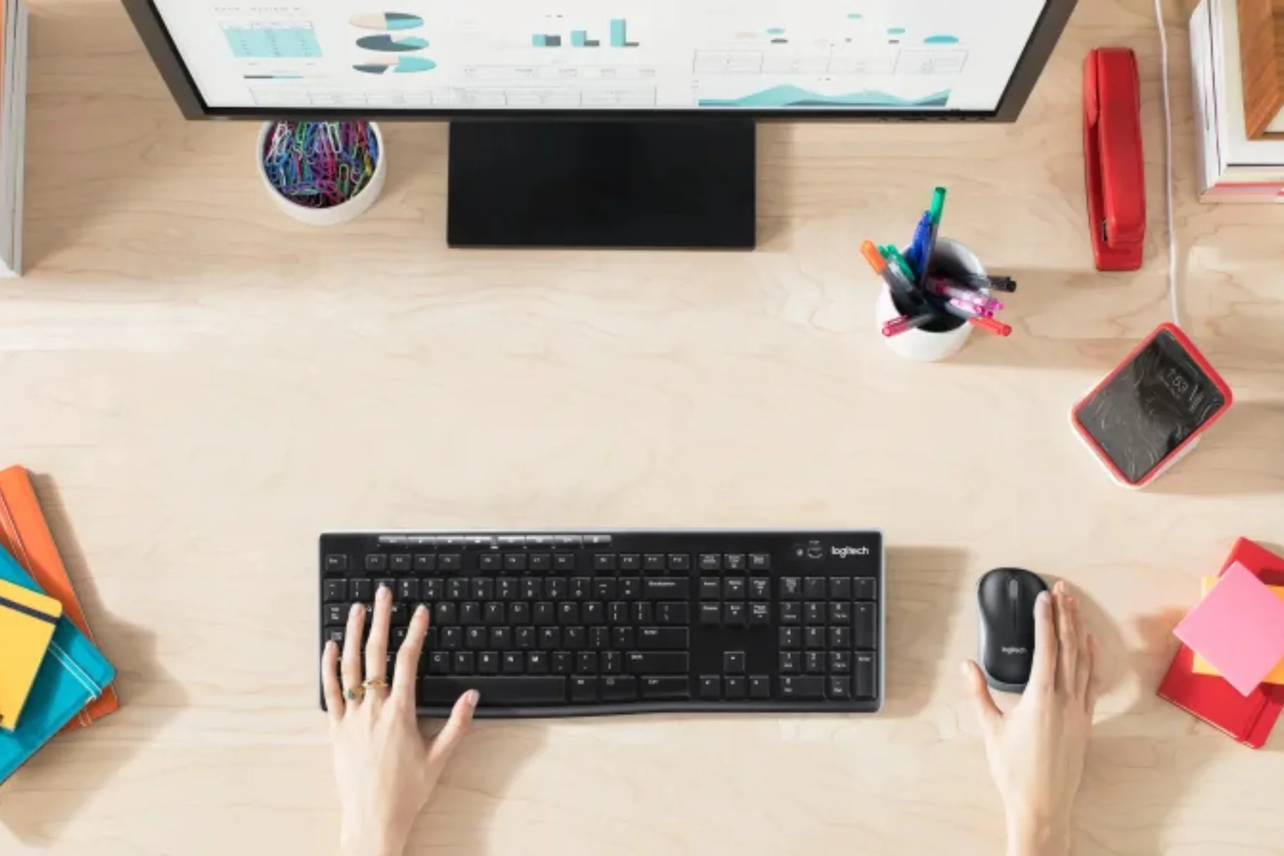 Bezdrôtová sada klávesnice a myši LOGITECH MK270 klavesnica plnej velkosti