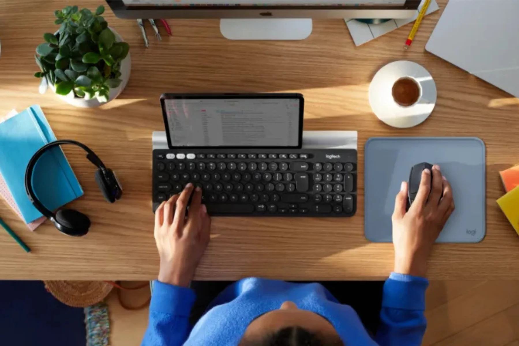 Podložka pre myš Logitech Mouse Pad Studio Series BLUE GR hladka ticha