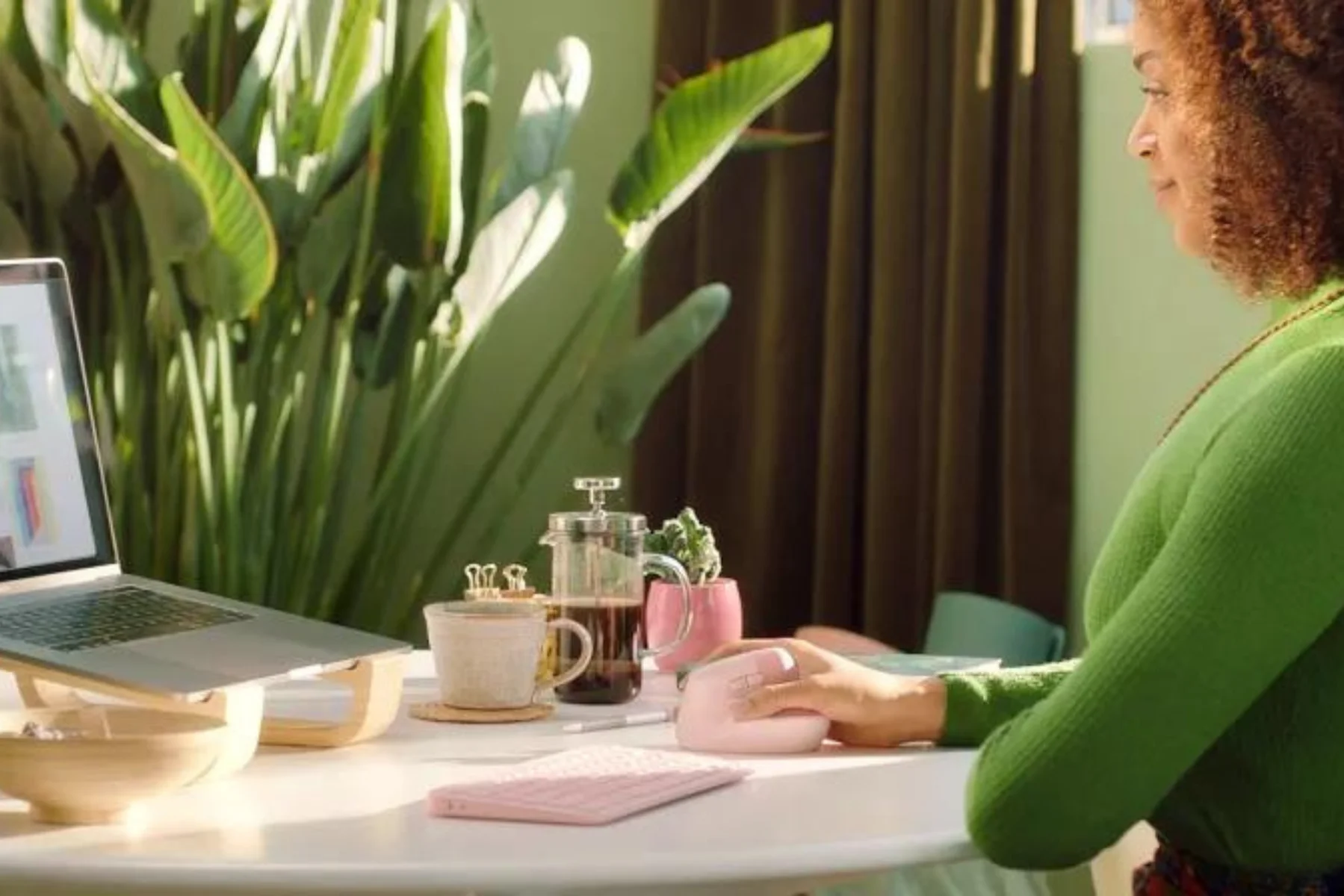 PC myš Logitech Lift Left Vertical Graphite pohodlie