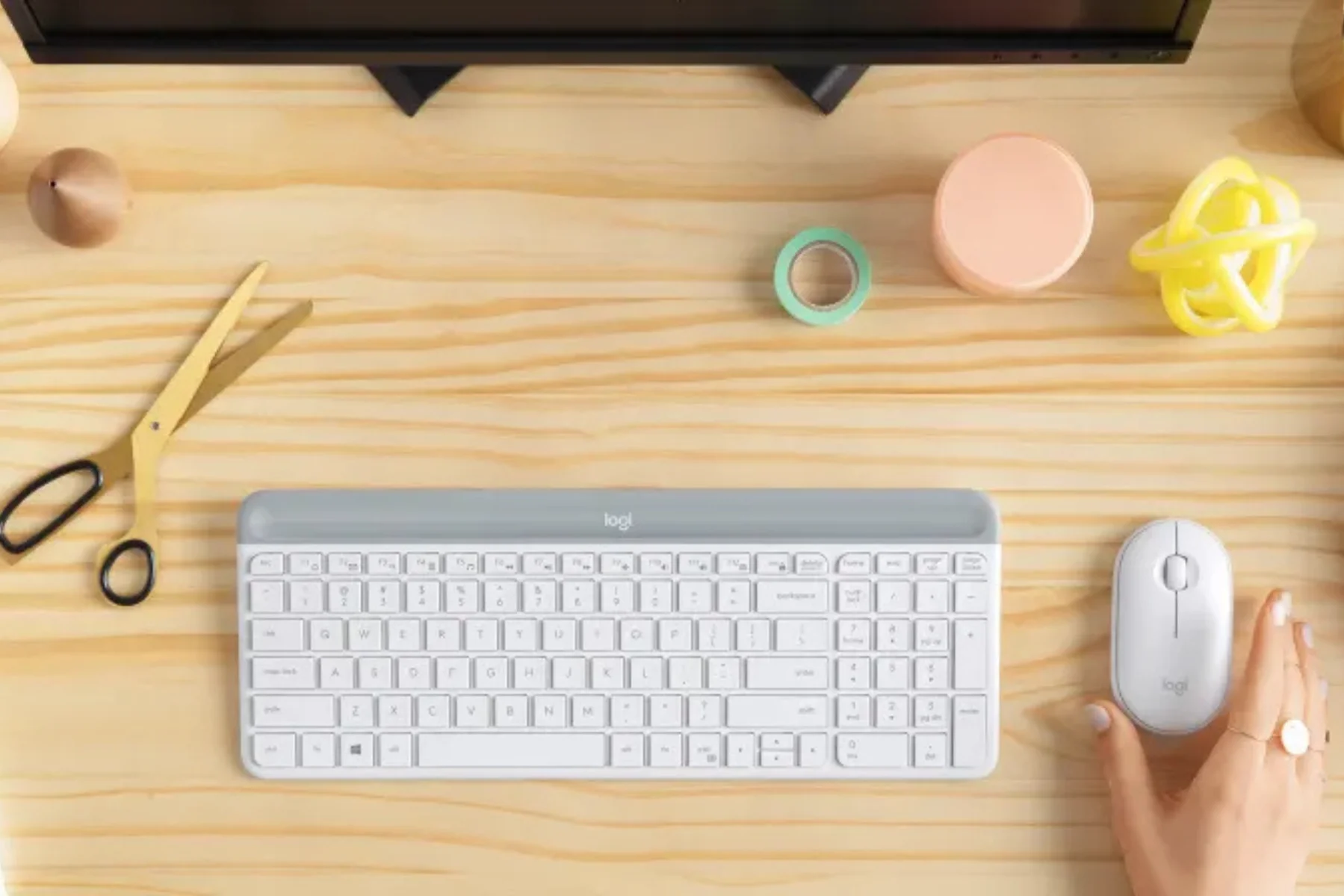 Bezdrôtová sada klávesnice a myši LOGITECH MK470 priestorovo usporna