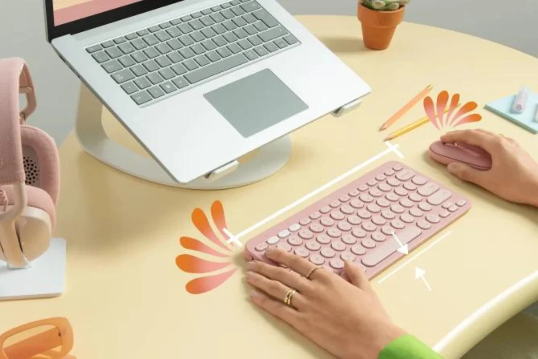 Súprava bezdrôtovej klávesnice a myši Logitech Pebble 2 Combo White farby