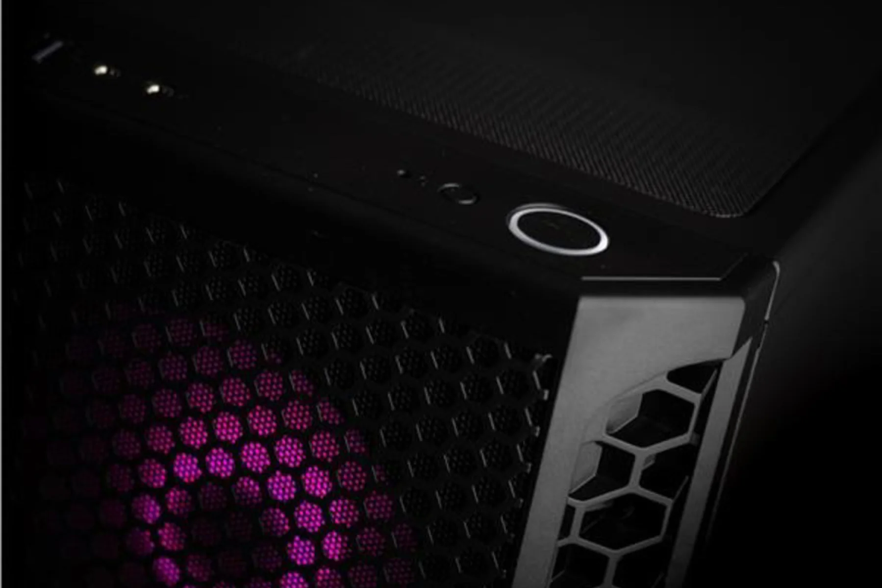 Herné PC Lynx Challenger Ryzen 5 32/1000 GB vysoke detaily