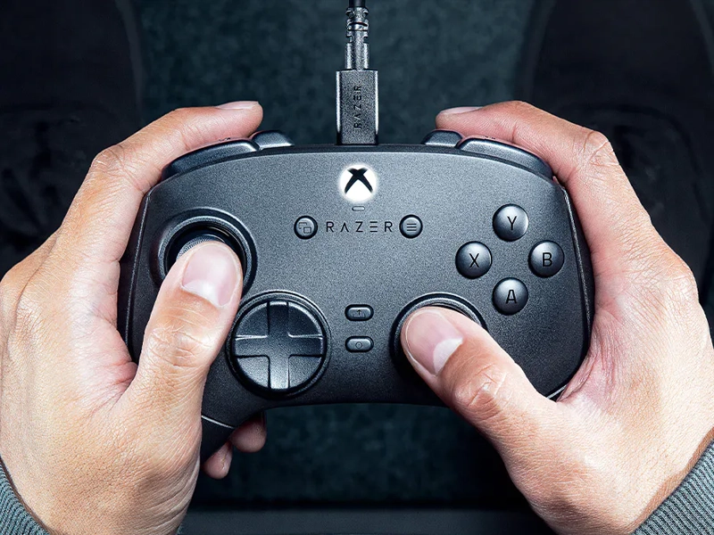 Razer_Wolverine_V3_Gamepad_Black_prisposobenie_1748196389