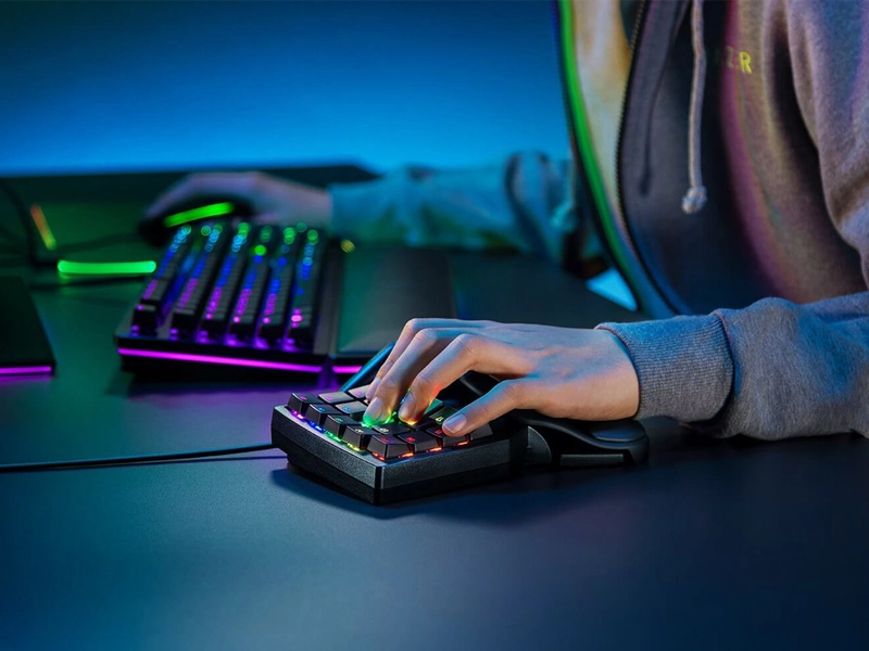 Razer_Tartarus_Pro_gaming_keypad_black optical switch