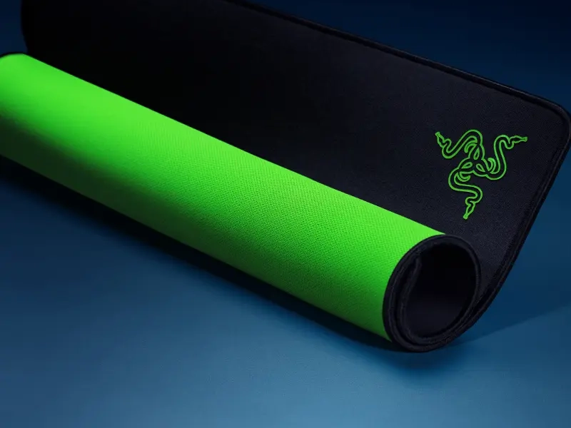 Razer_gigantus_podlozka_pod_mys