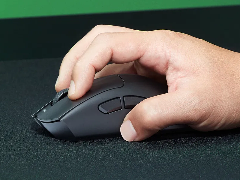 Razer_DeathAdder_V3_HyperSpeed ergonomická