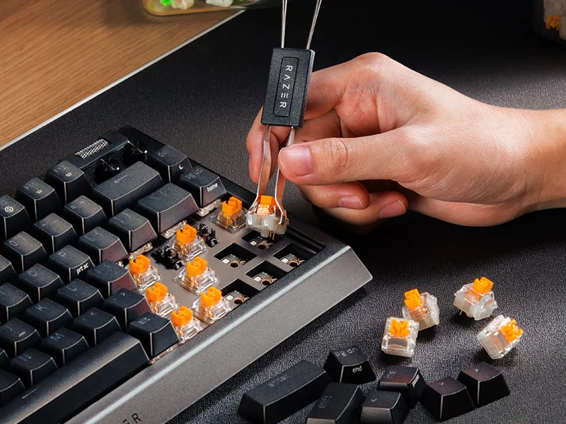 Razer_BlackWidow_V4_black swappable dizajn