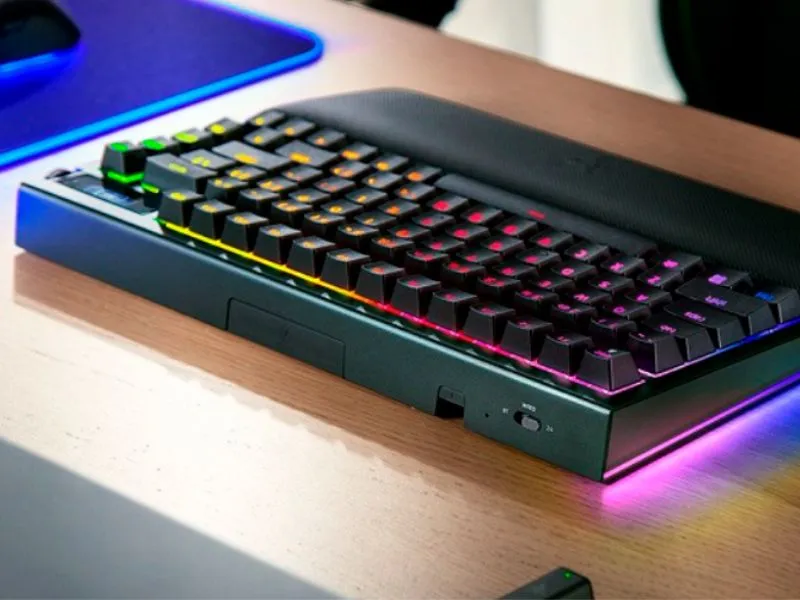 Výdrž batérie až 2100 hodín