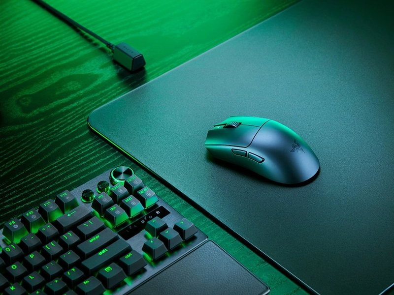 Razer_VIPER_V3_PRO_Black_herna_mys1_1750884734