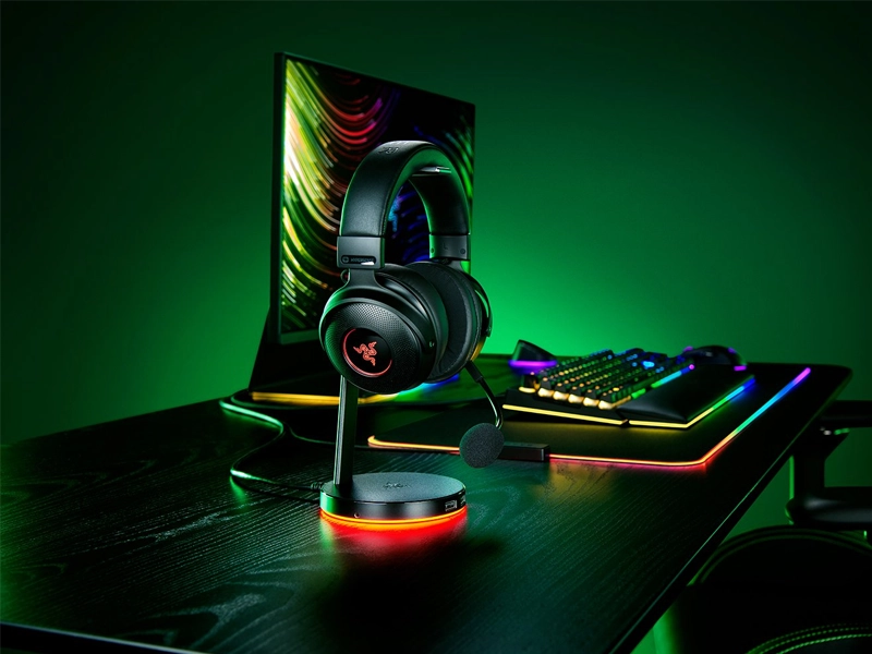 Razer_Base_Station_V2_Chroma_black základňa