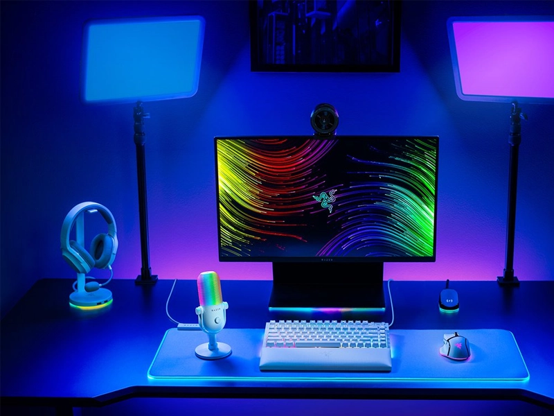 Razer_Seiren_V3_Chroma_White mikrofón