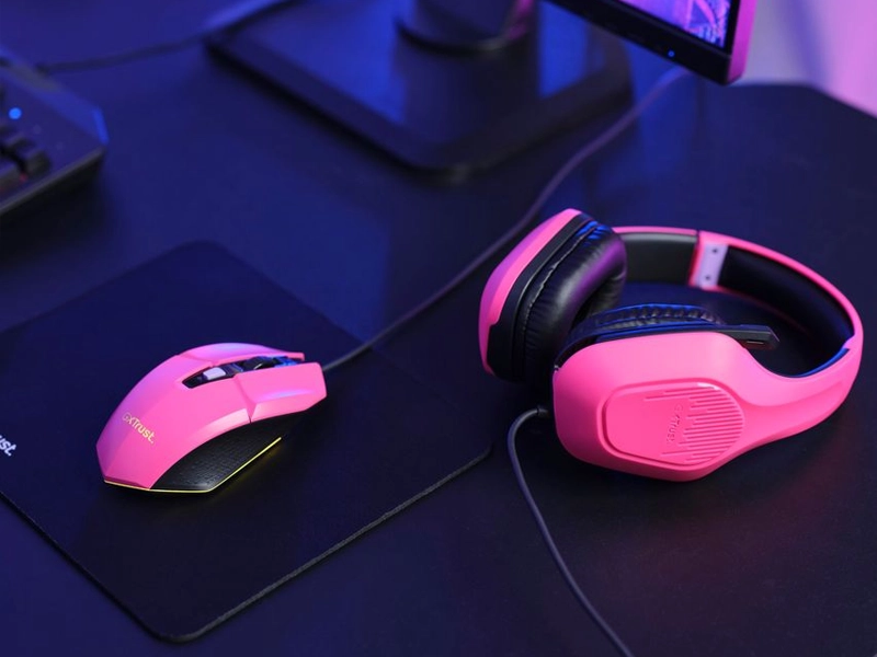 Trust_GXT790_3_v1_GamingBundle_pink herný set