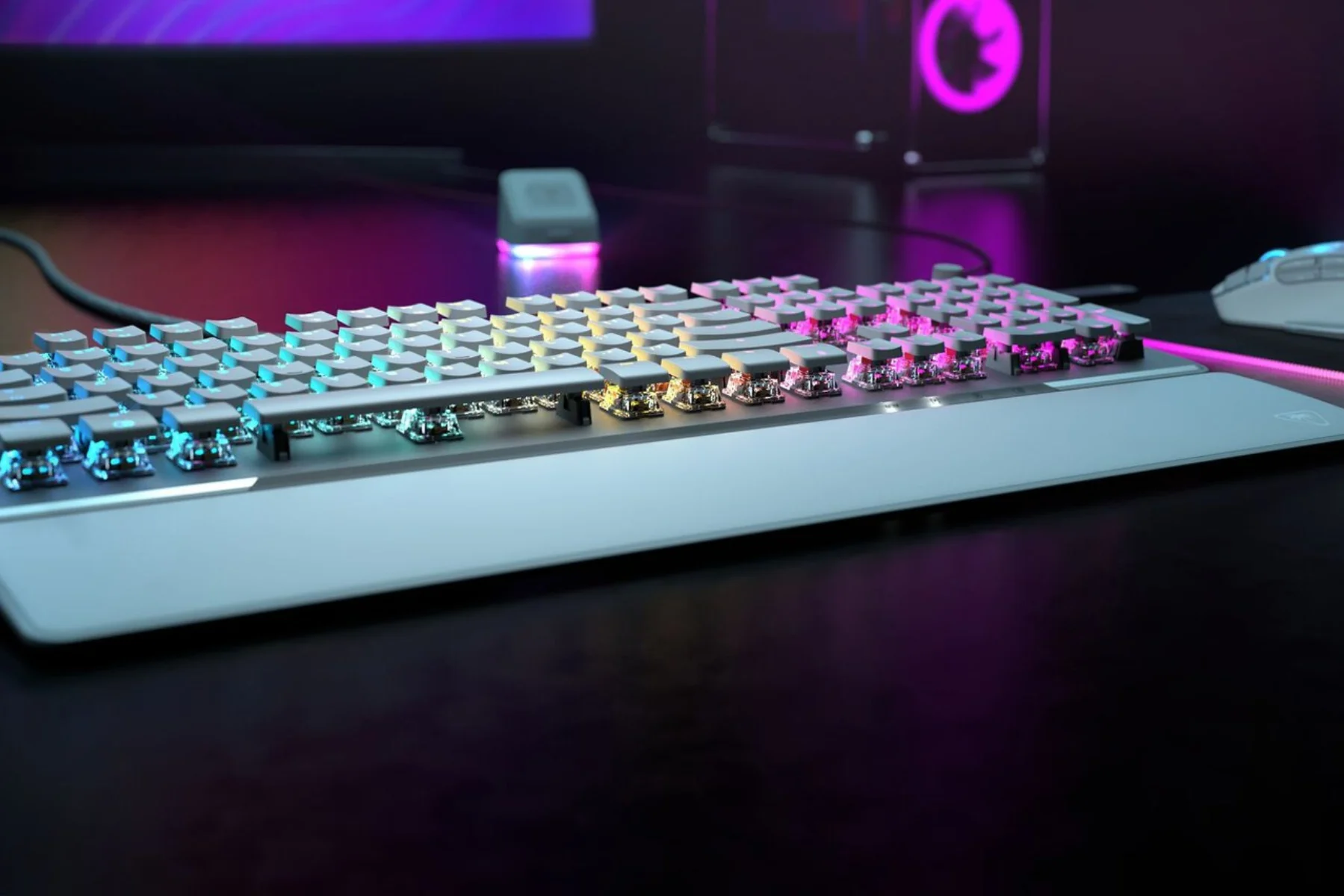 Herná klávesnica Turtle Beach Vulcan II TKL Black AIMO osvetlenie