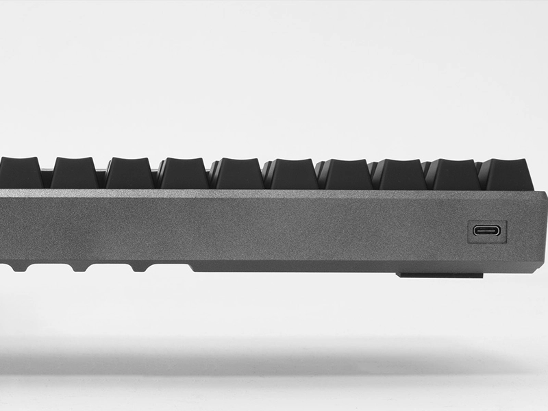 Whiteshark_katana_rgb usb