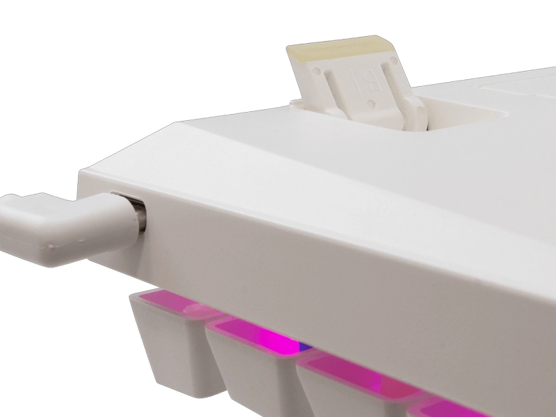 Whiteshark_wakizashi_2_US_white_bs stojan us