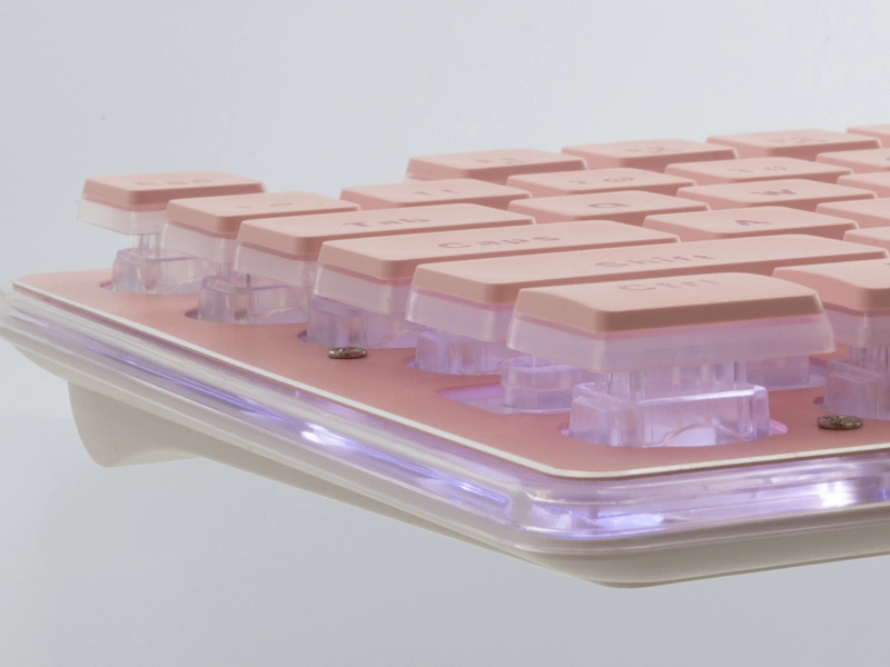 WhiteShark_tachi_pink podsvietenie