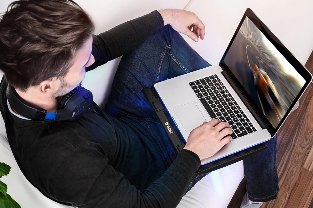 Podložka pod notebook.