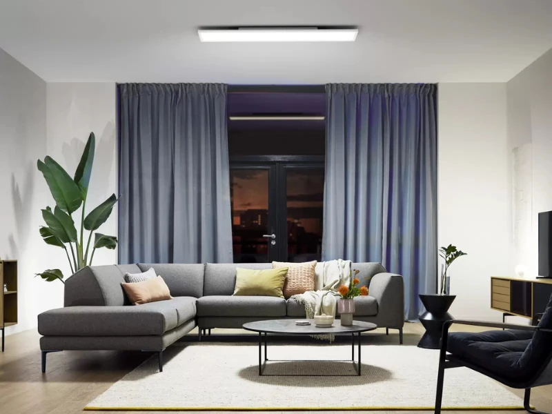 4200-lumenov-stropny-LED-panel-Philips_